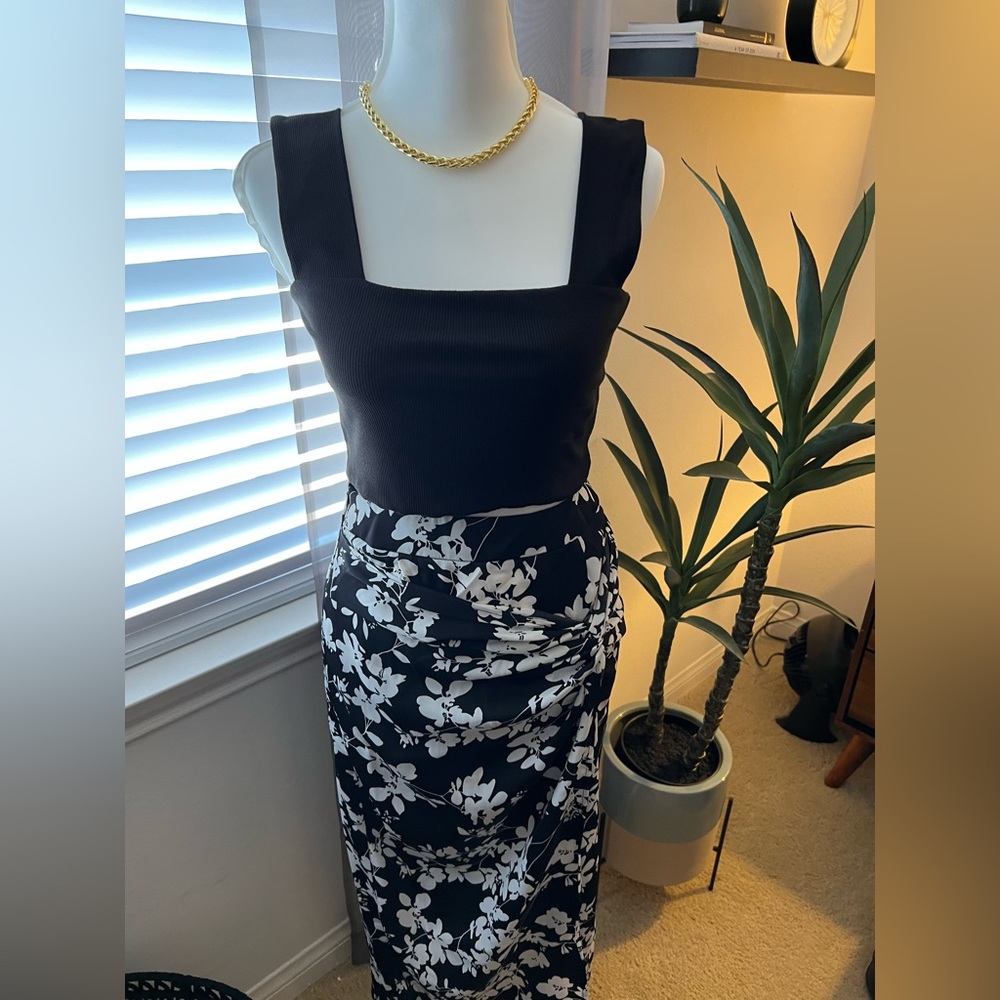 Commense midi skirt ruched side